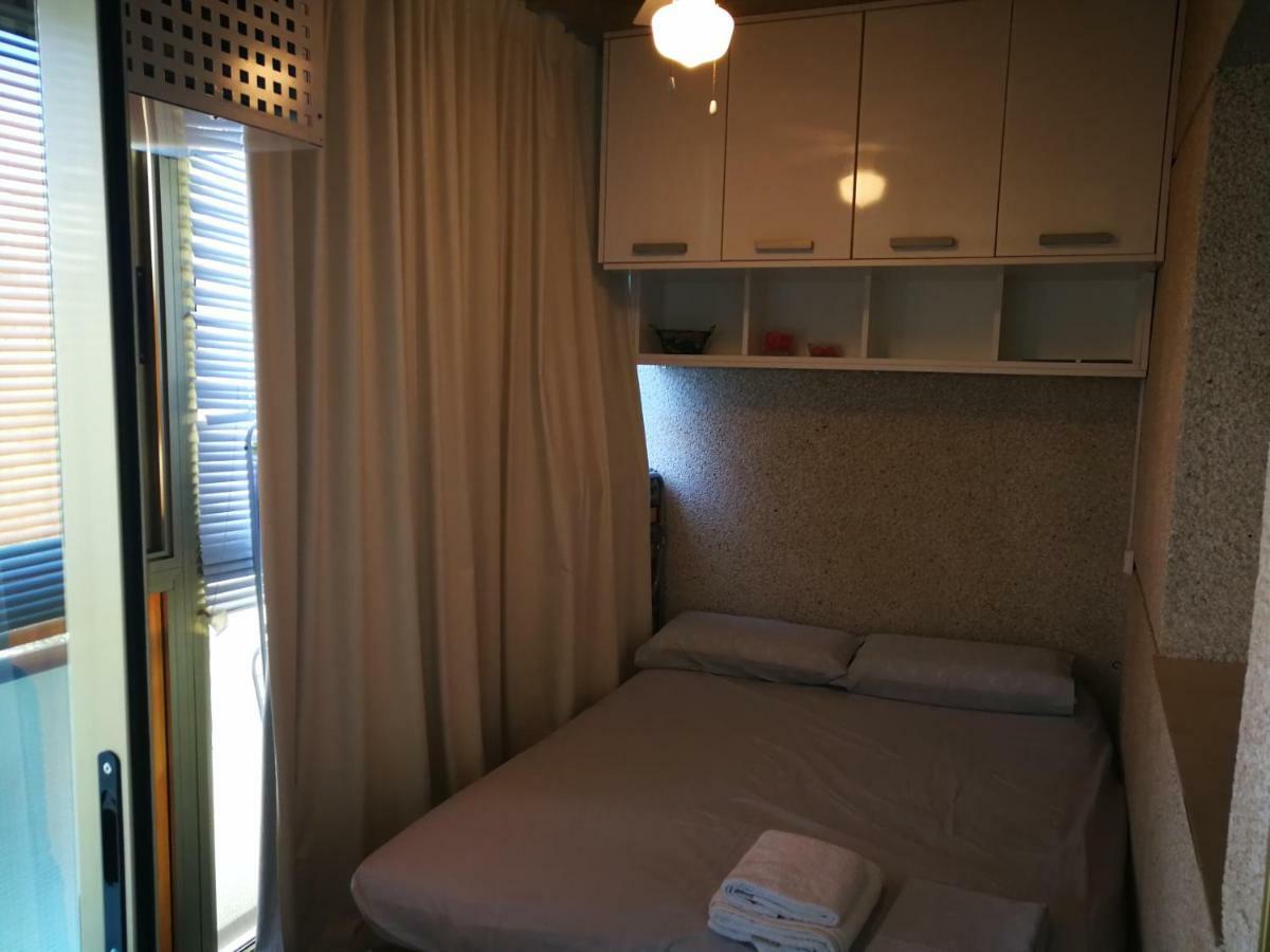 Apartment In Salou, Escaladei Esterno foto